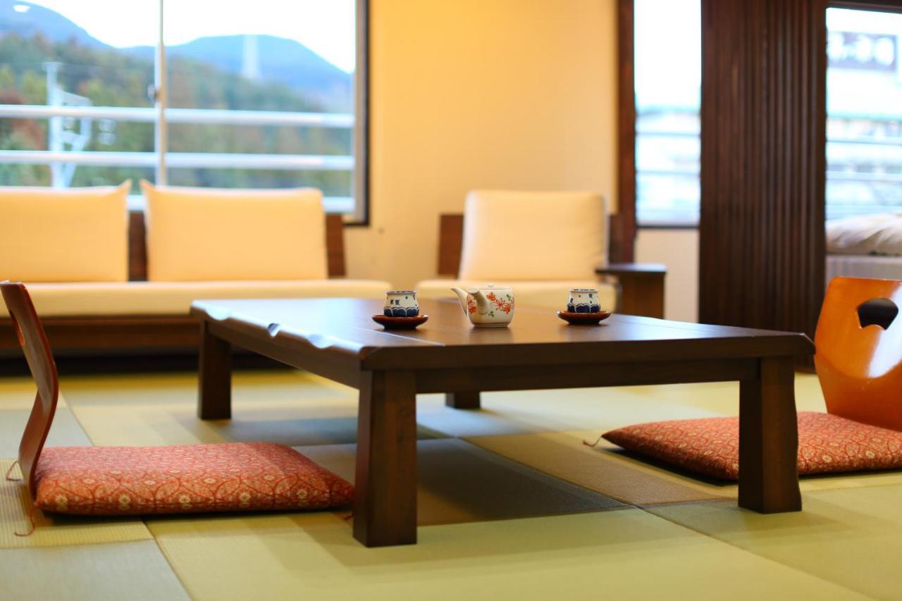Hotel Koyokaku Ureshino Zewnętrze zdjęcie